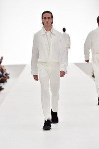 look_037