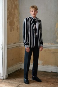 Pringleofscotland_MW_SS17_Look_19